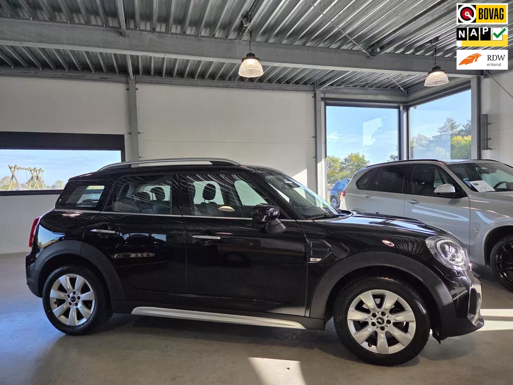 Mini Mini Countryman 1.5 * Navigatie/Telefoon * Climate controle.
