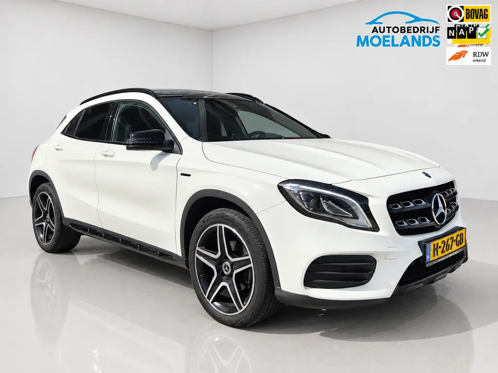 Mercedes-Benz GLA-klasse 200 Panorama dak / stoelverwarming / camera !