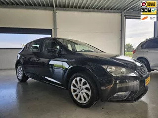 Seat Leon 1.4 TSI Style pdc LMV velgen.