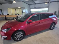 Peugeot 308 SW 1.2 PureTech Blue Lease Premium Trekhaak ! Foto