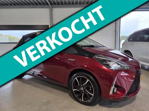 Toyota Yaris 1.5 Hybrid Bi-Tone Navigatie / climate controle !